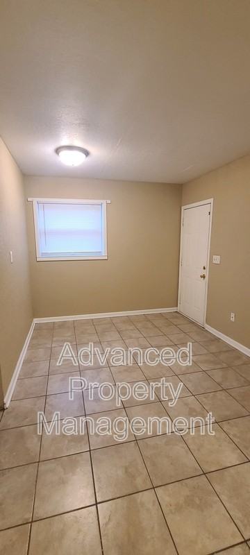 4740 N 22nd St - Photo 2 of 9