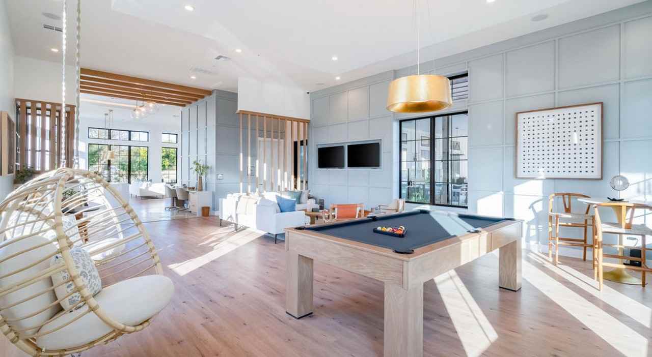 969 & - Photo 4 of 38