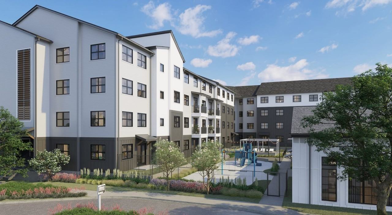 BLUE BLUFF & - Photo 3 of 14