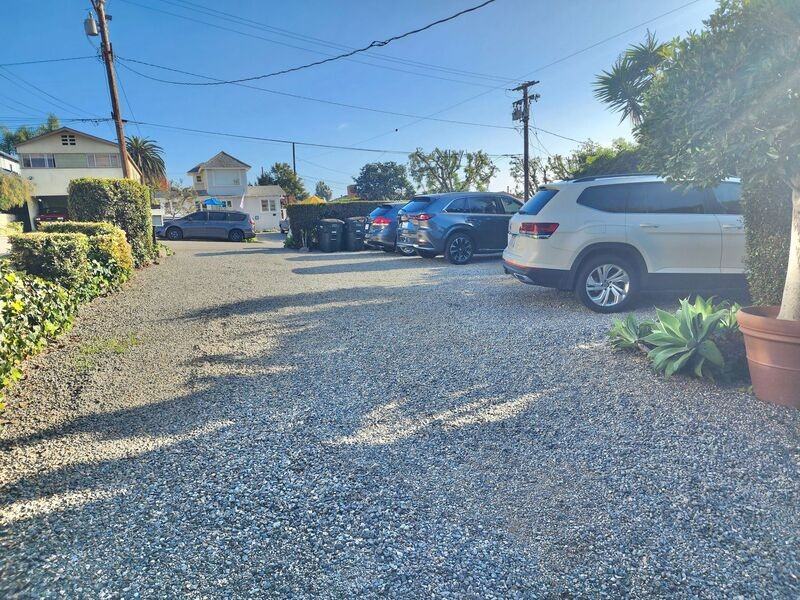 258 Center St - Photo 2 of 16