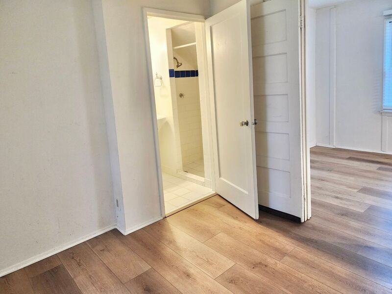 258 Center St - Photo 7 of 16