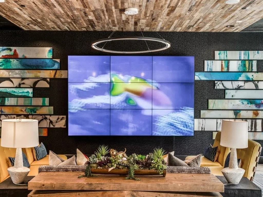 5625 N Lamar Blvd #S2-28