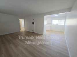 featured image of 328 W Loraine St #9