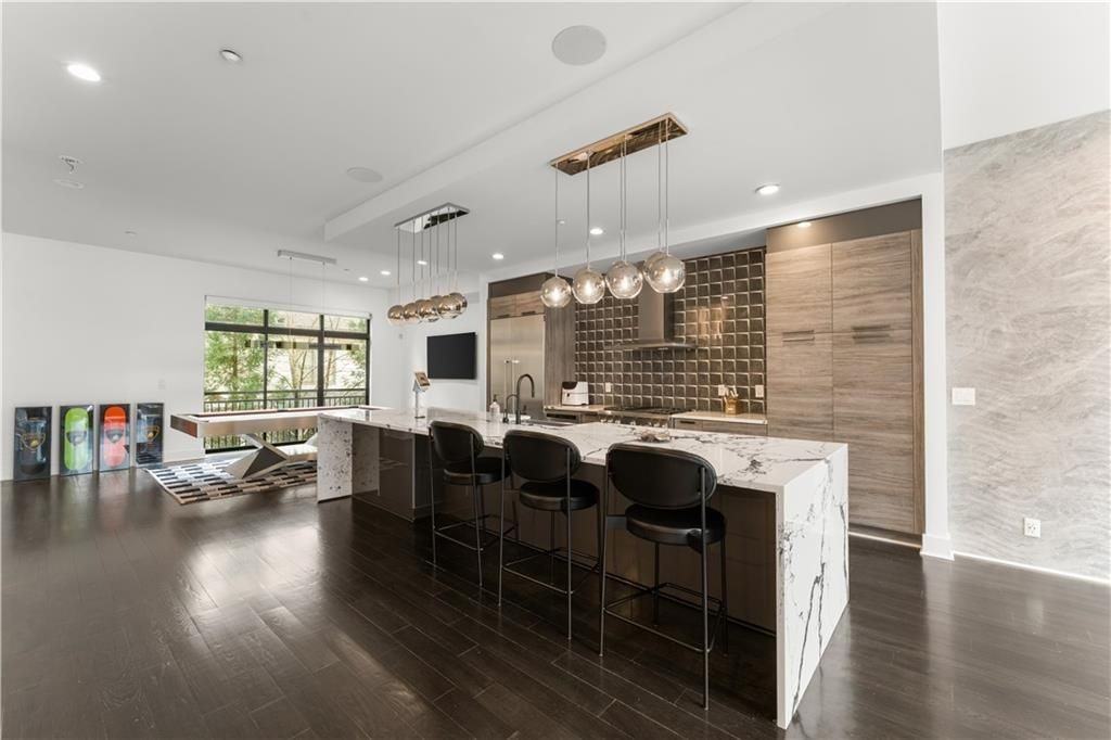 906 Lenox Blvd Ne - Photo 5 of 38