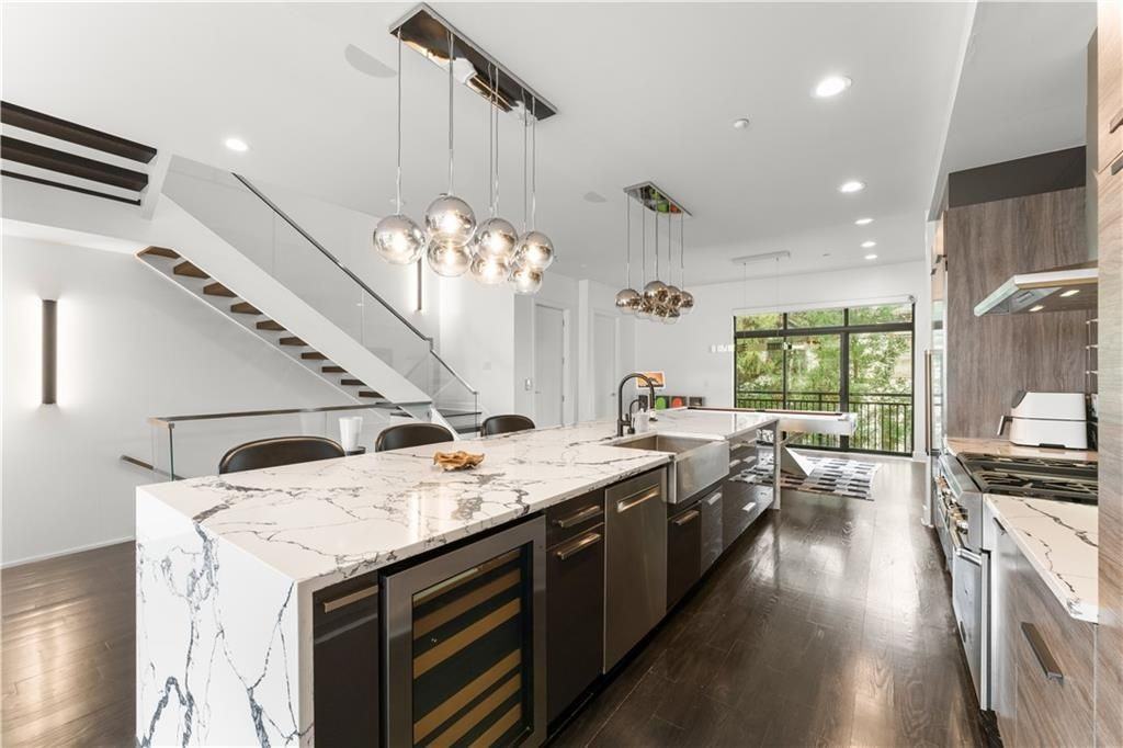 906 Lenox Blvd Ne - Photo 7 of 38