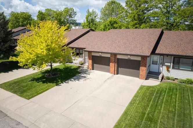 1433 Lookout Valley Ct - Photo 2 of 19