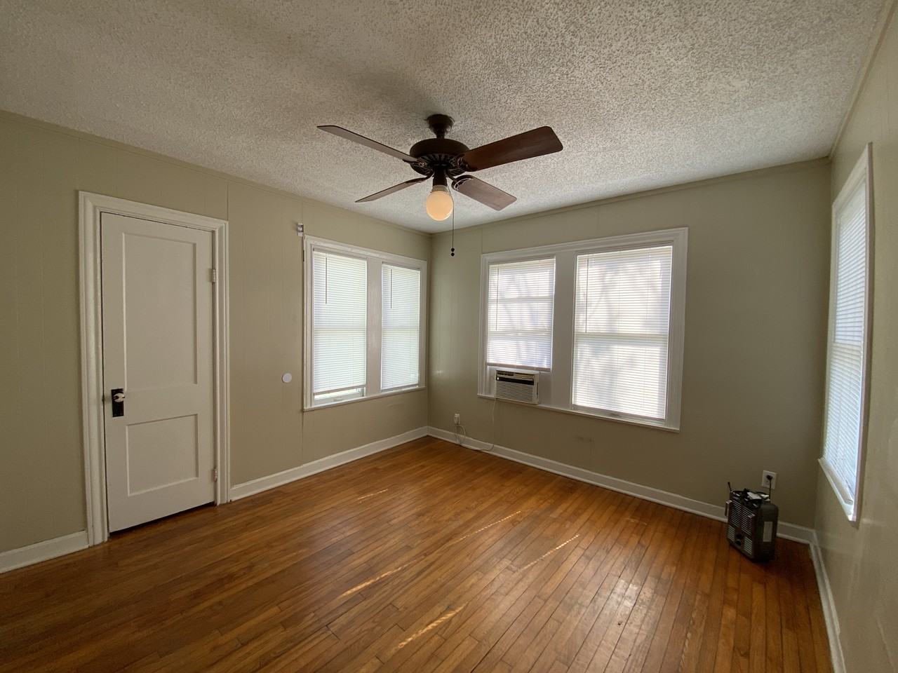 321 Duck St - Photo 6 of 7