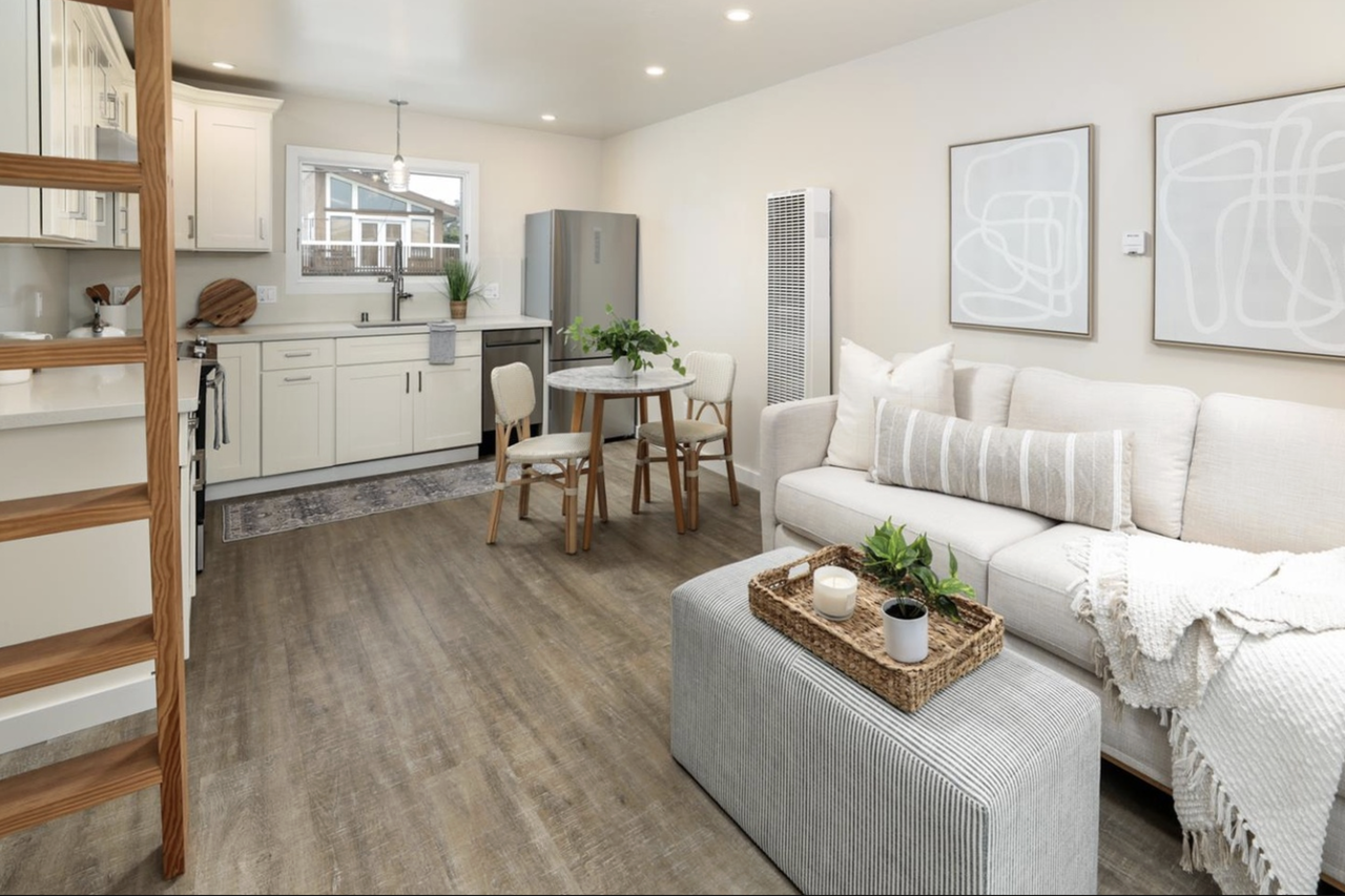 150 34th Ave - Photo 2 of 7