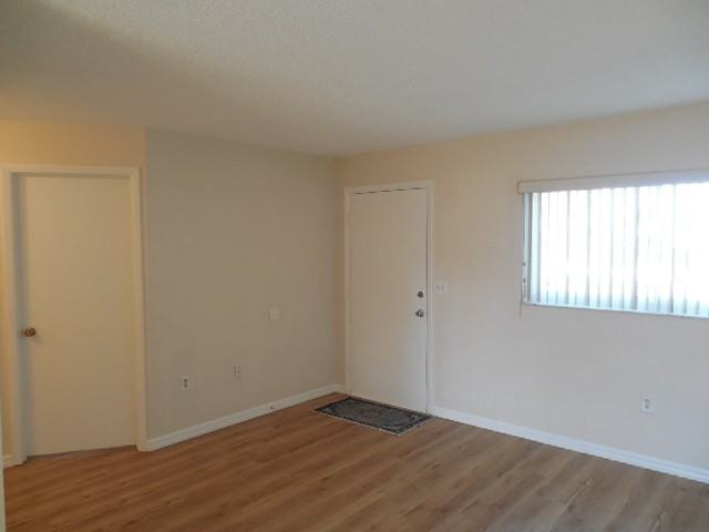 11448 Kerridale Ave - Photo 3 of 19