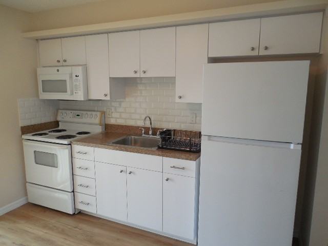 11448 Kerridale Ave - Photo 6 of 19