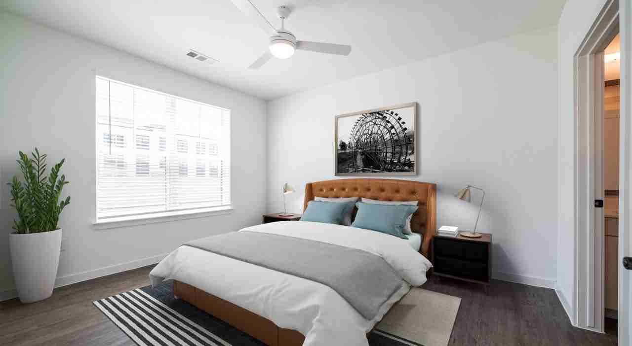 UNION PARK & - Photo 6 of 12