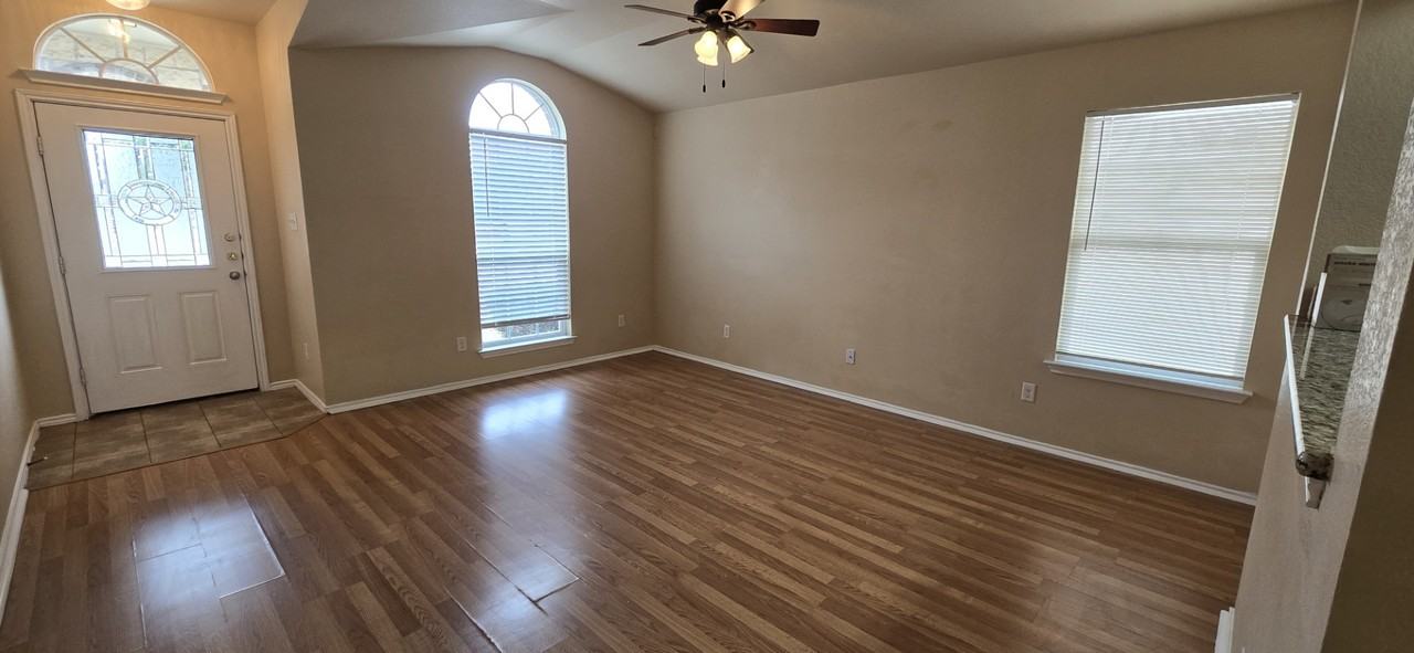 5112 Allegany Dr - Photo 3 of 30