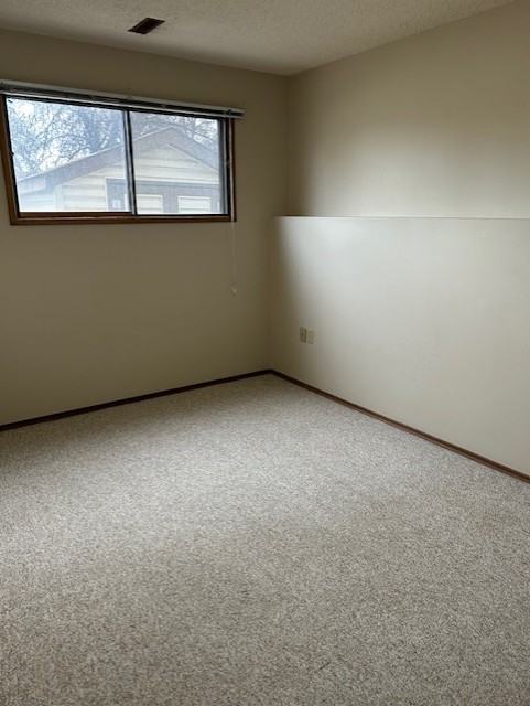 4 111Ast Ne - Photo 3 of 11