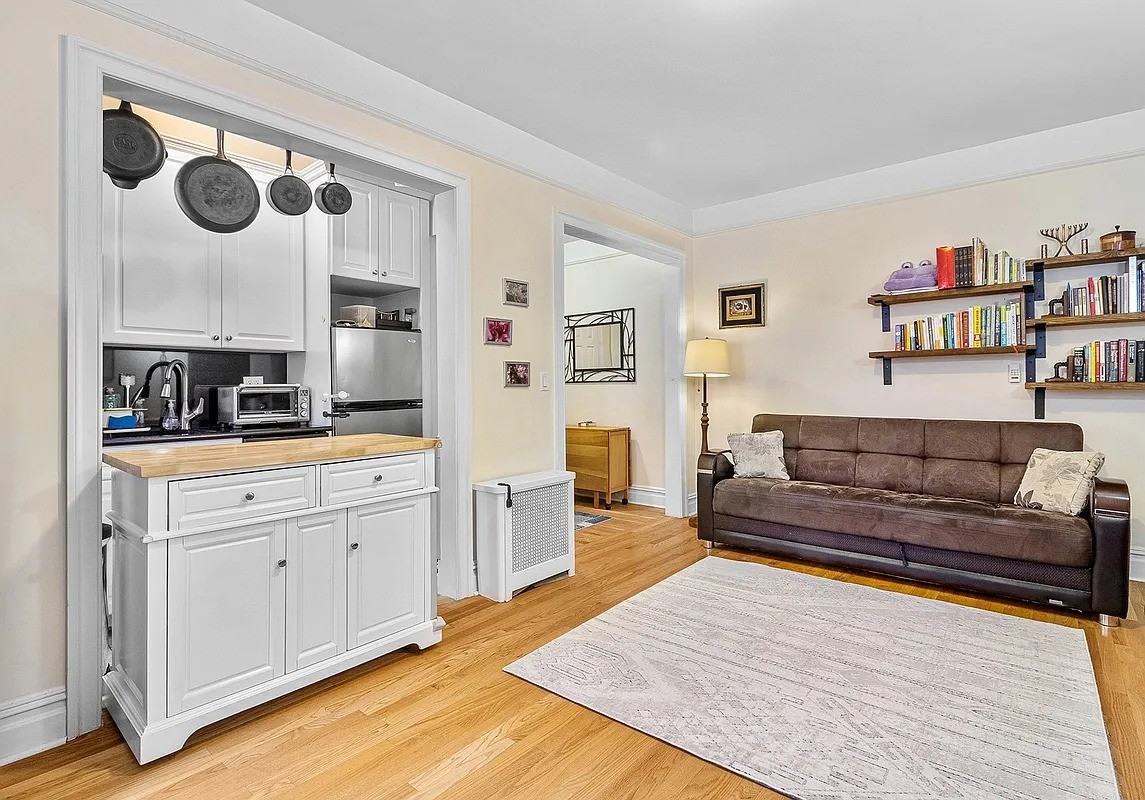 668 Riverside Dr #6F - Photo 2 of 10