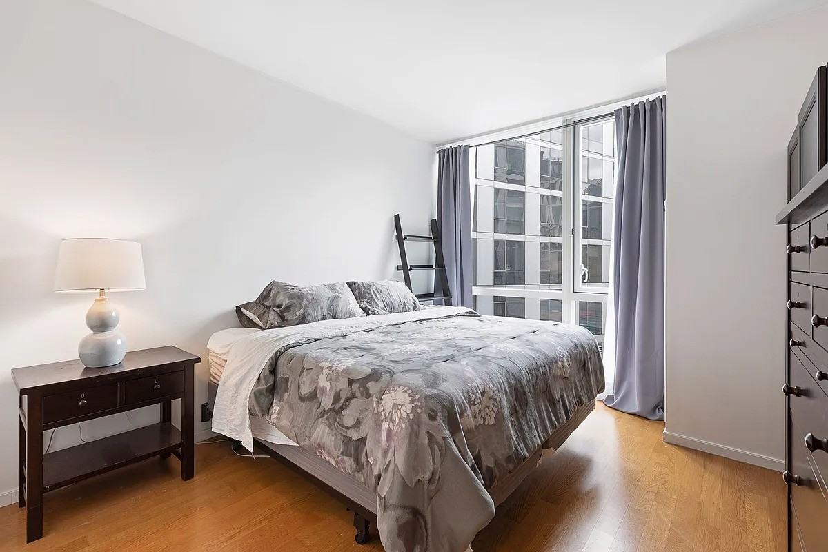 200 Chambers St #3G - Photo 5 of 9