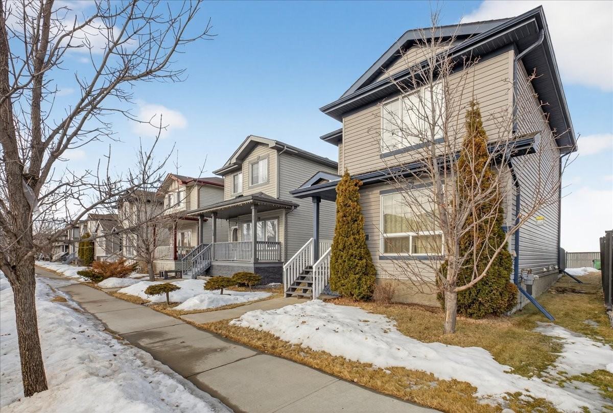 40 Birchglen Cres - Photo 2 of 42