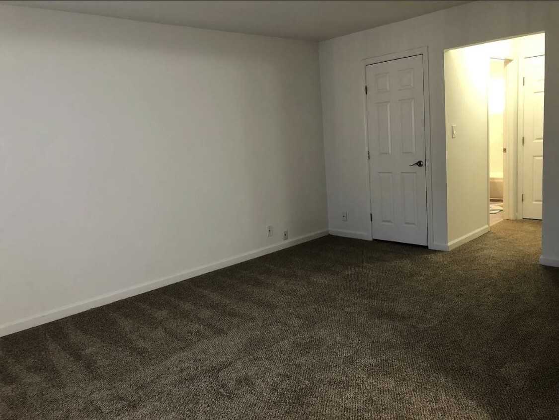 375 Saratoga Ave #6 - Photo 2 of 8