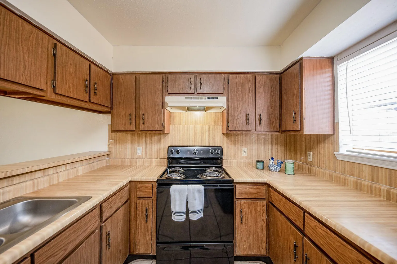 9200 W Bellfort Ave #65 - Photo 5 of 7