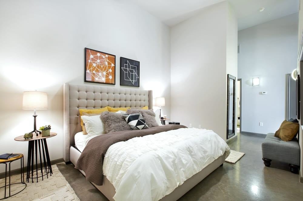 303 West Ave - Photo 2 of 20