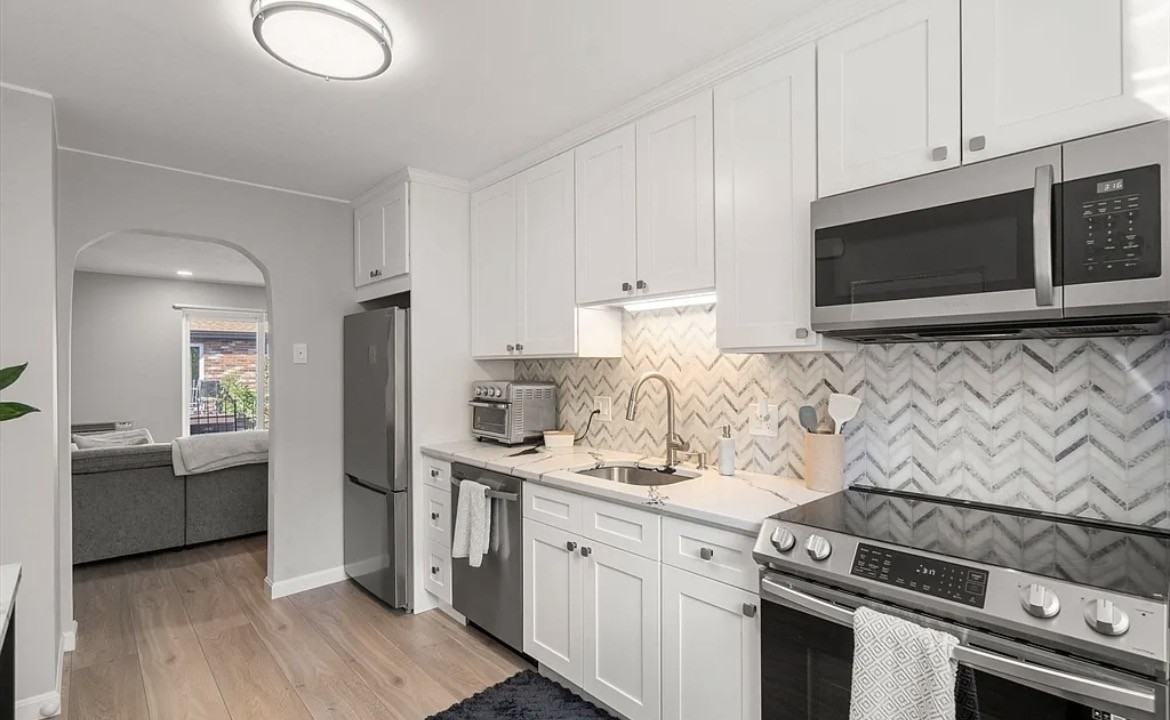 23 Westgate Rd #6 - Photo 2 of 19