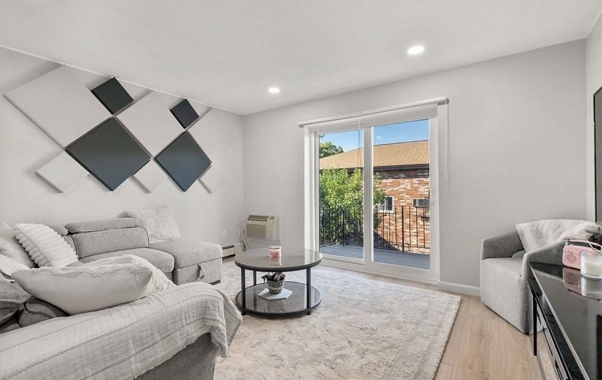 23 Westgate Rd #6 - Photo 5 of 19