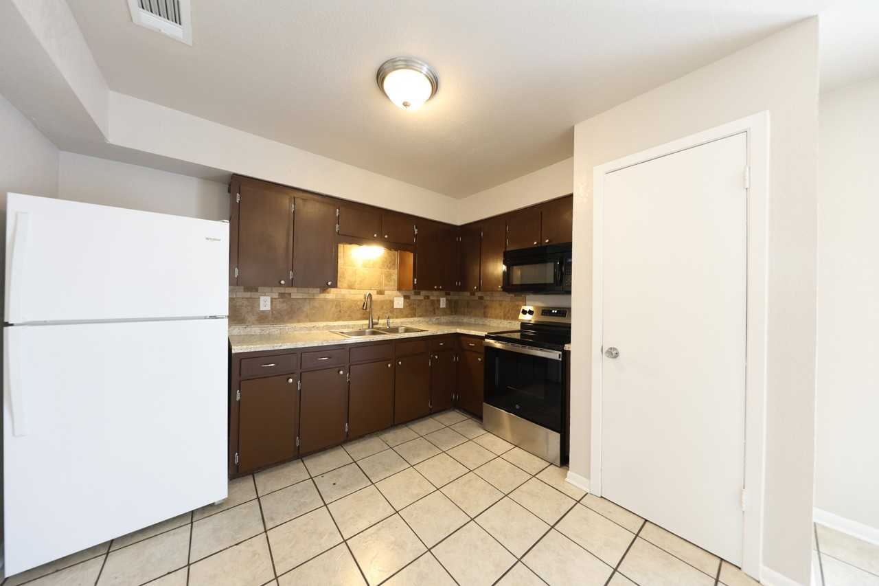 507 Traci Dr - Photo 4 of 18