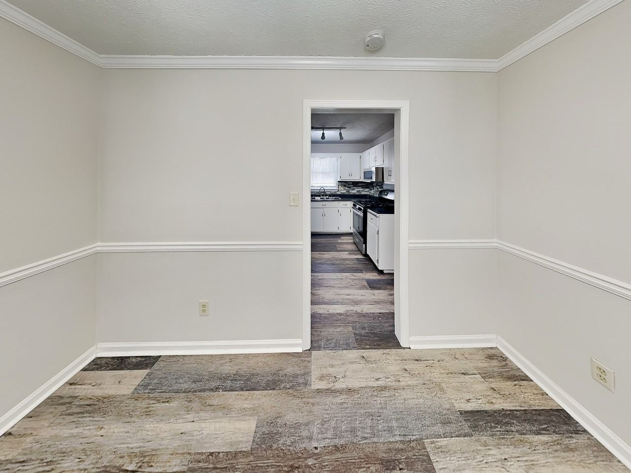 65 Homeport Dr - Photo 6 of 22