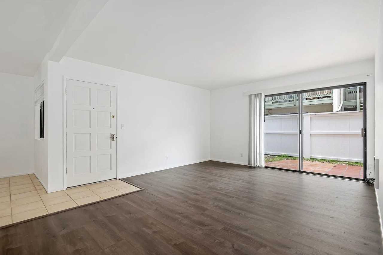 39 Dearborn Pl #95 - Photo 3 of 19
