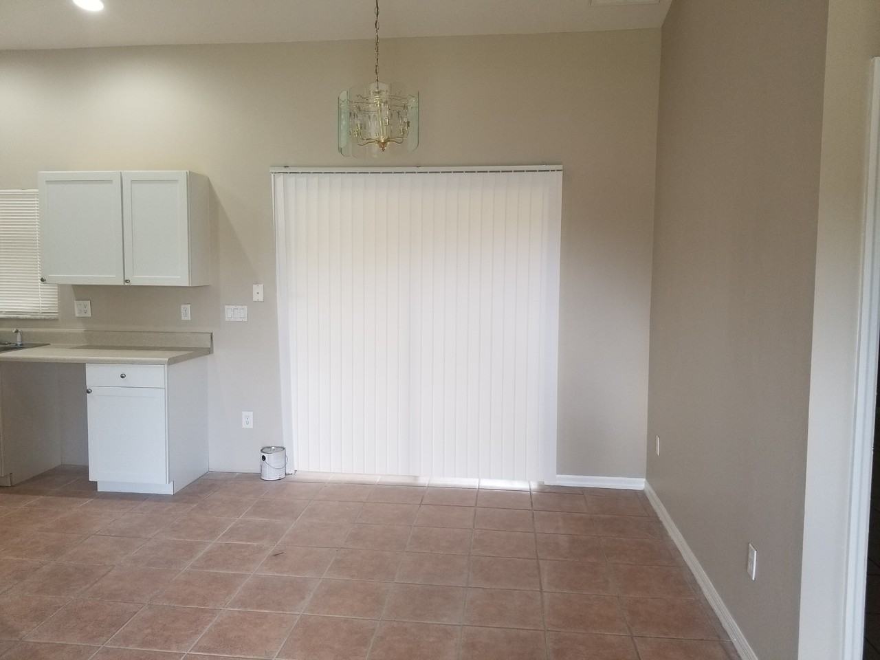 1016 Agnes Ave - Photo 3 of 12