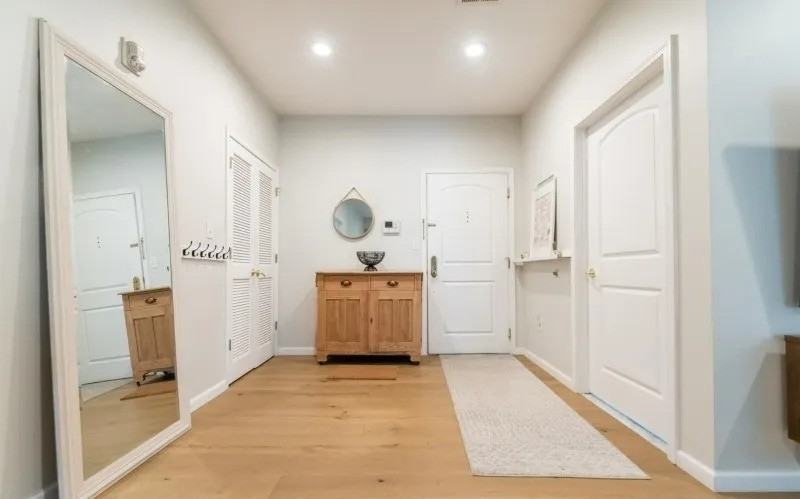 351 S Broad St - Photo 2 of 11