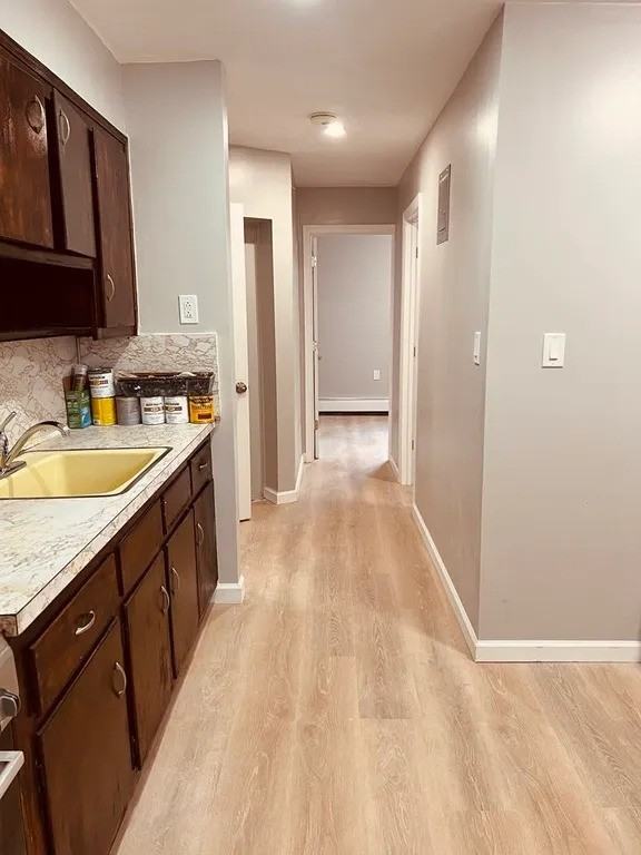 2402 Glebe Ave - Photo 4 of 4