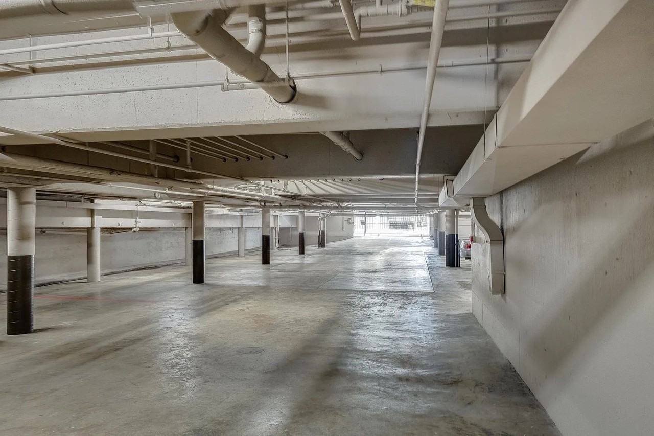 12320 Montana Ave - Photo 4 of 5