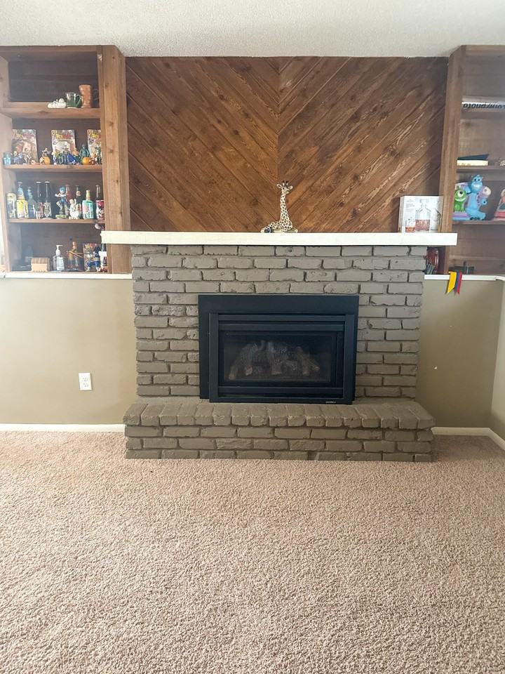 2636 77th Blvd N - Photo 2 of 7