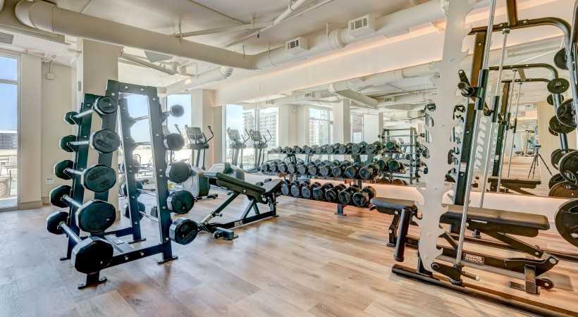 3226 Mckinney Ave - Photo 4 of 22