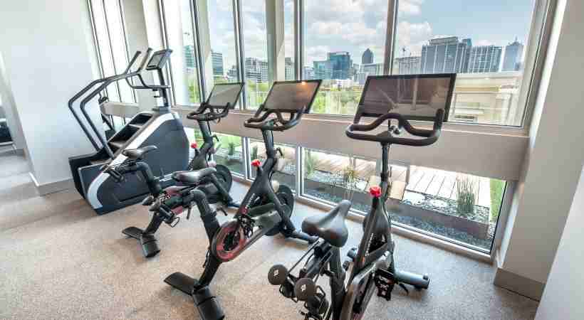 HOUSTON & - Photo 7 of 19