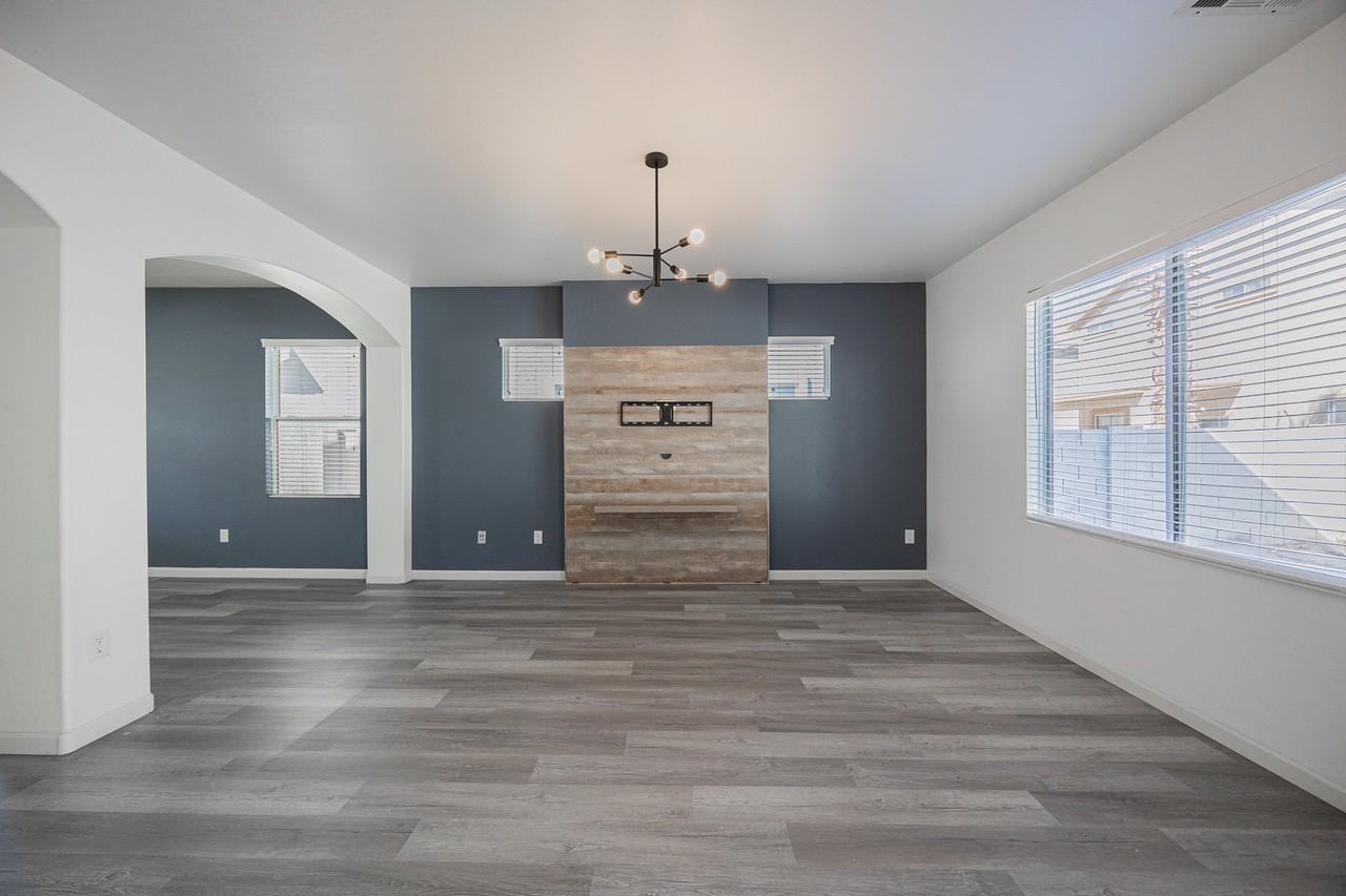 4018 W Fremont Rd - Photo 5 of 33