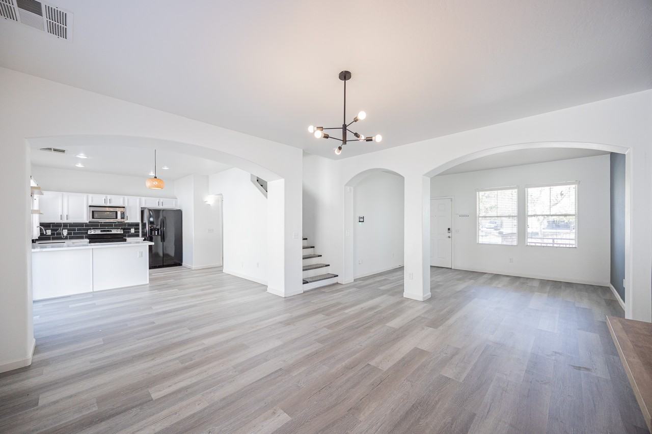 4018 W Fremont Rd - Photo 7 of 33