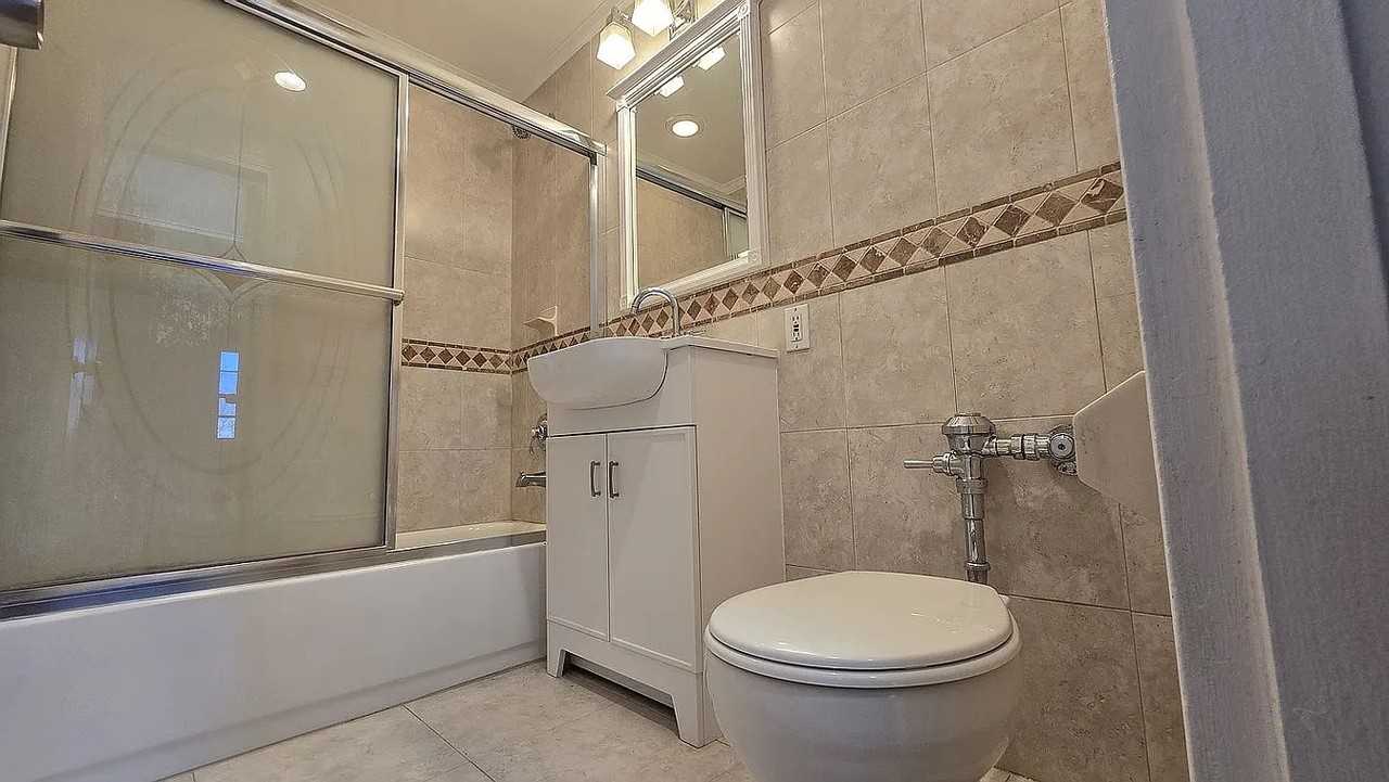 8409 155th Ave - Photo 6 of 6
