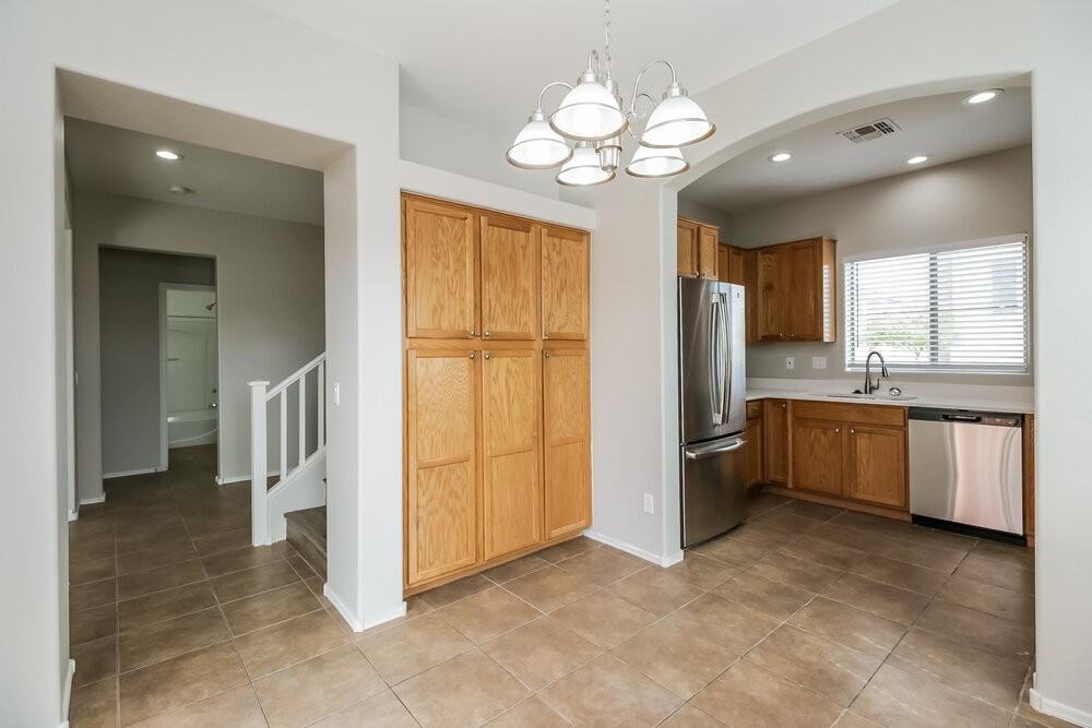 4743 E Olney Ave - Photo 6 of 17