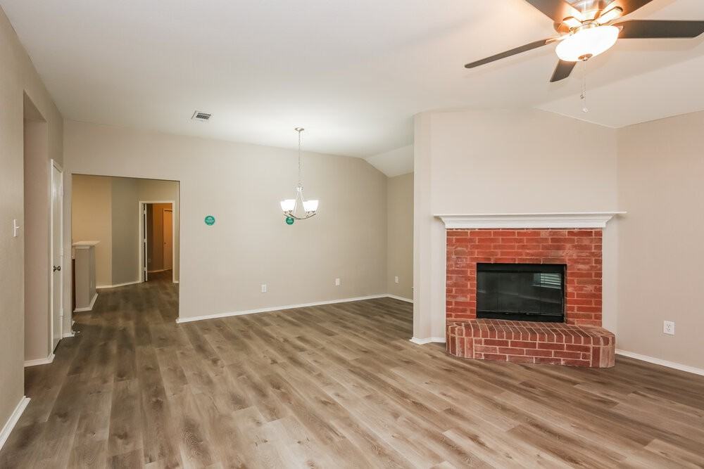 1748 Cansler Ln - Photo 4 of 16