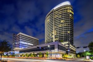 featured image of 3331 Lake St