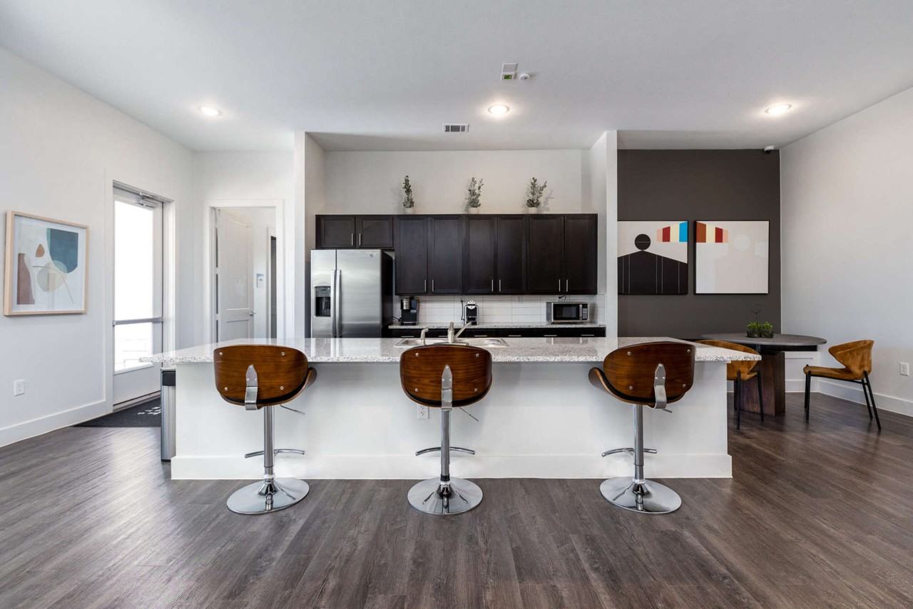 CHARLES MERLE & - Photo 4 of 27