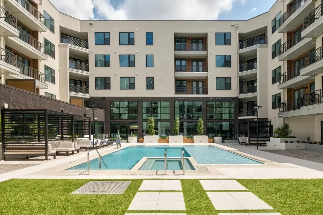 2710 W Anderson Ln #B4-44