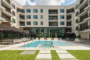 2710 W Anderson Ln #B4-44 - Photo 1 of 1