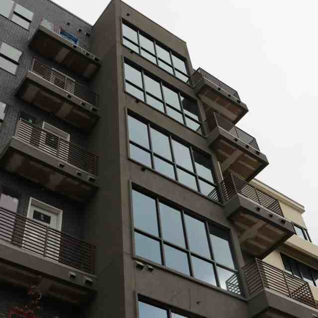 1309 W 5th St #B6-77