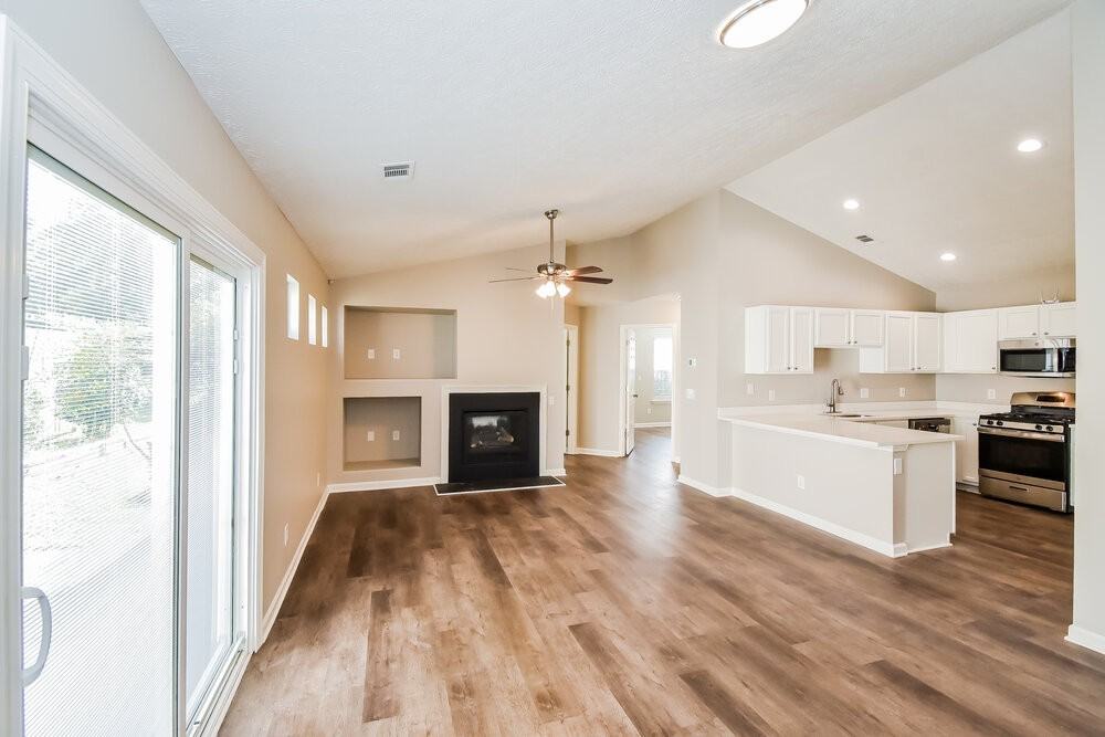 109 Silver Ridge Dr - Photo 3 of 16