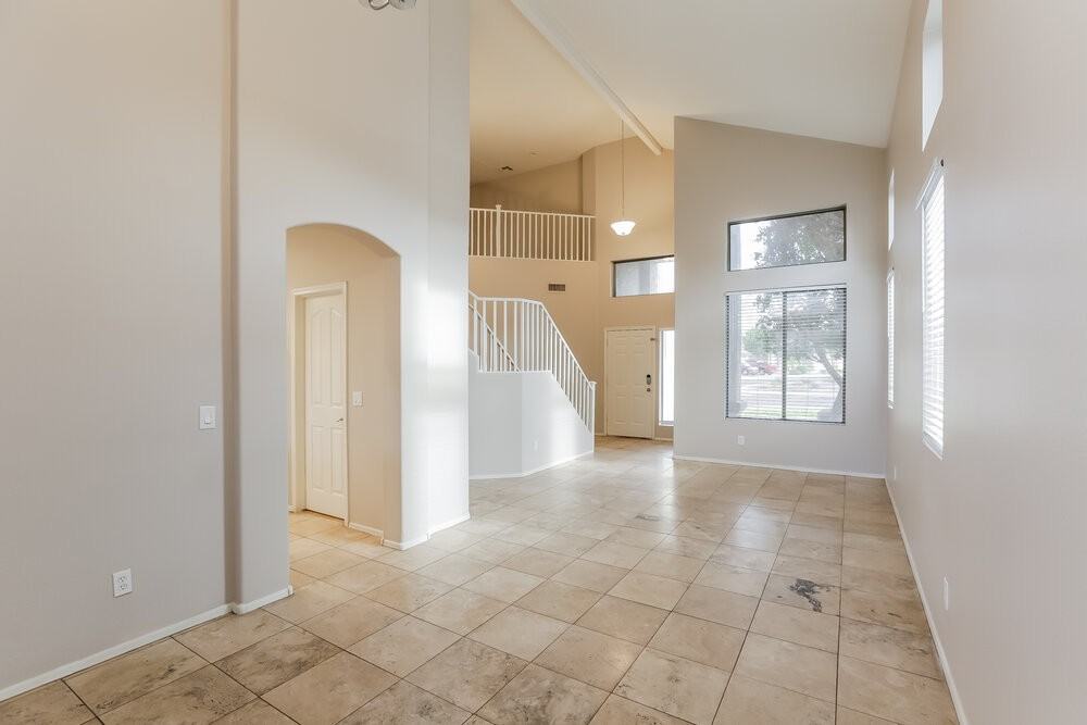 9243 W Salter Dr - Photo 6 of 17