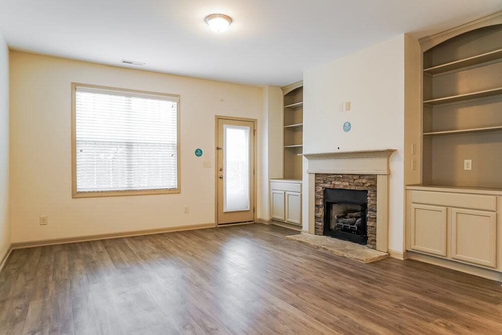 59 Golden Gate Pkwy - Photo 3 of 16