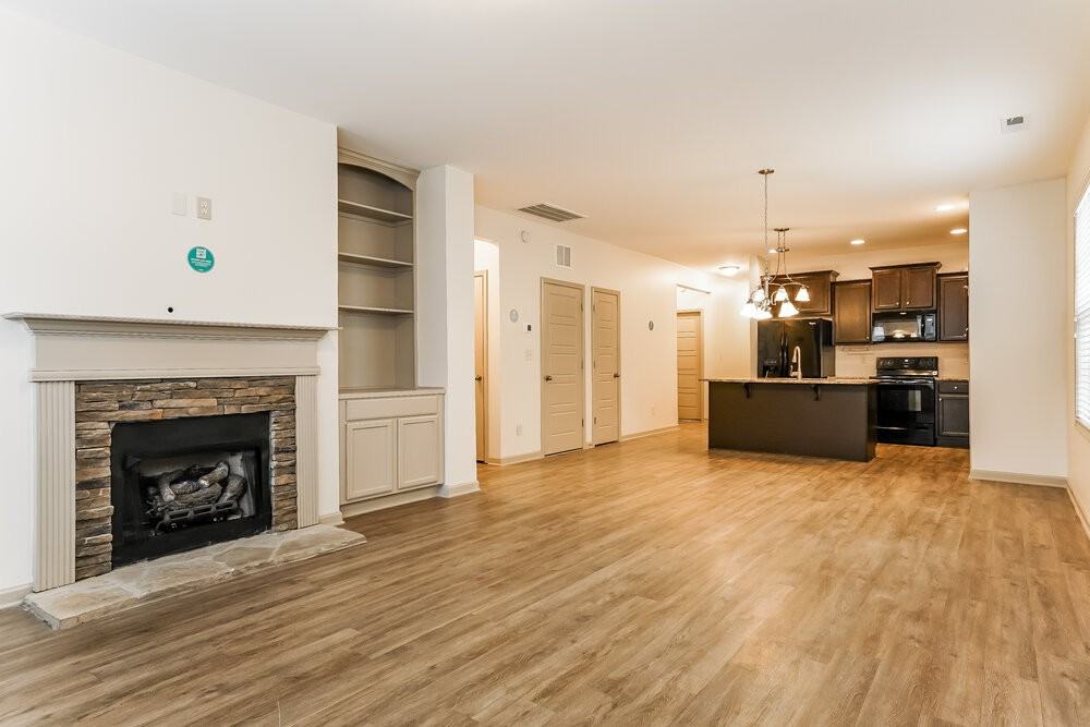 59 Golden Gate Pkwy - Photo 5 of 16