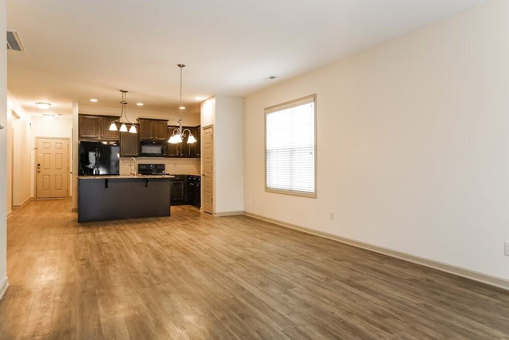 59 Golden Gate Pkwy - Photo 6 of 16